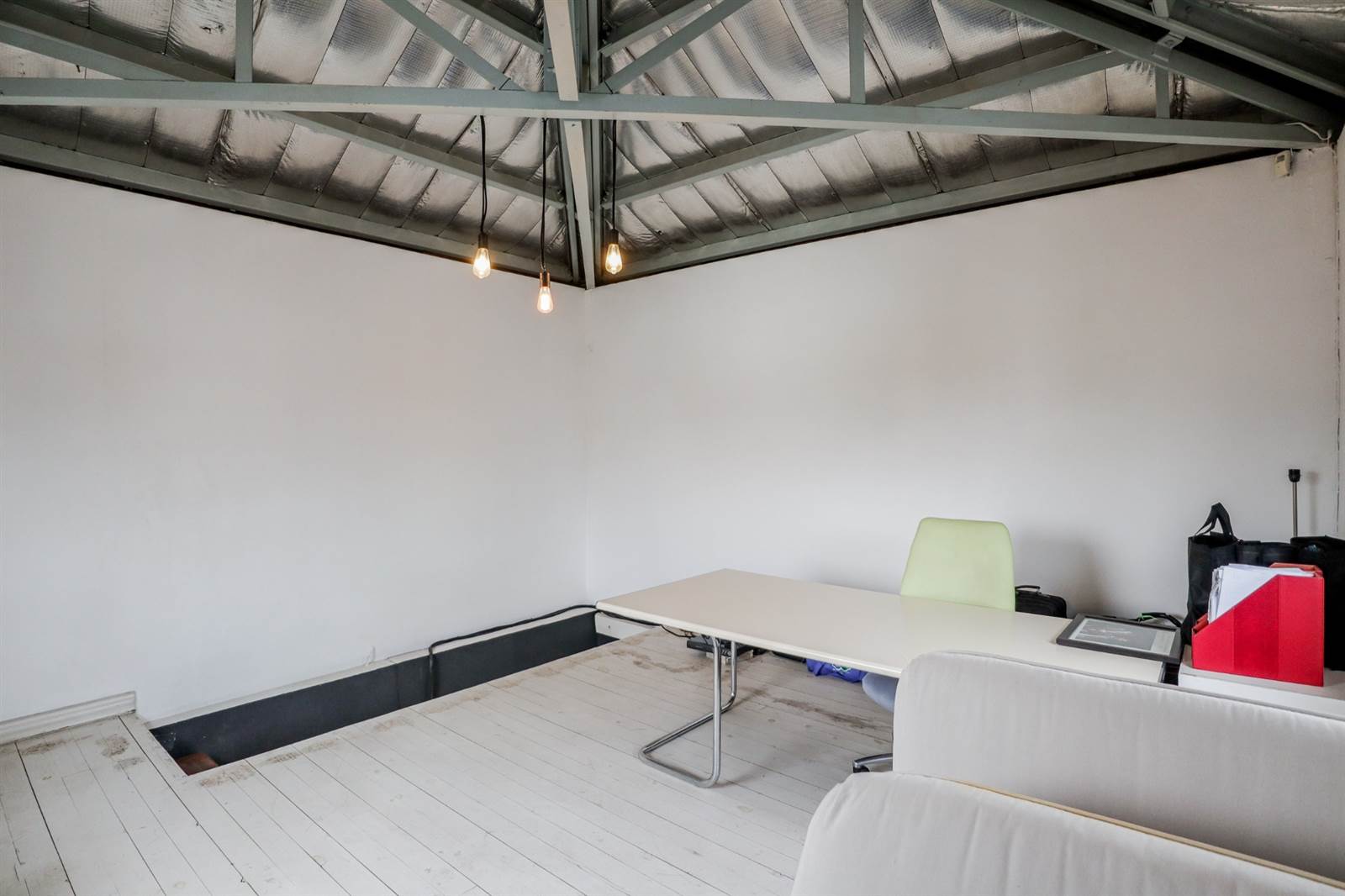 374  m² Office Space in Parktown North photo number 11