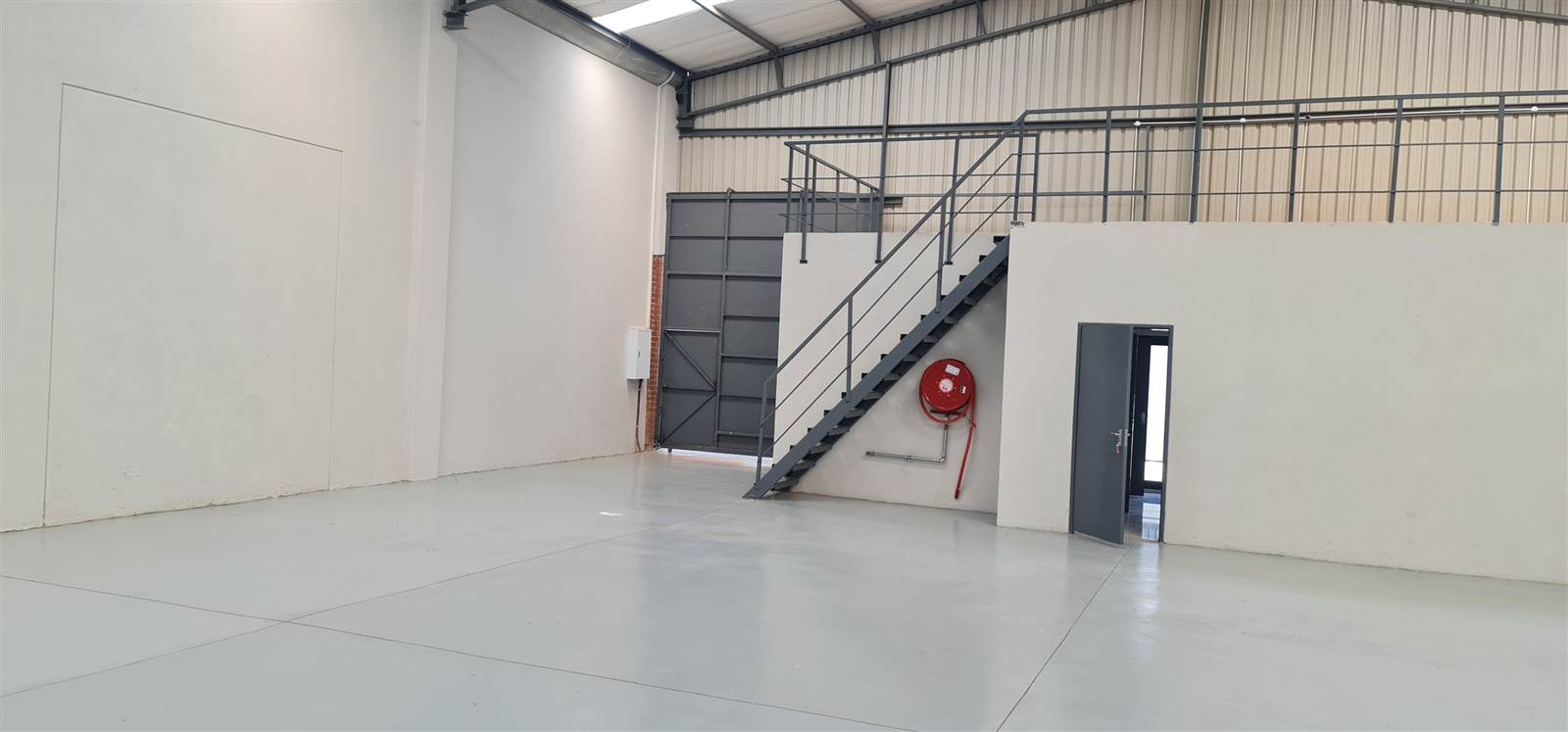 435  m² Industrial space in Roodepoort Central photo number 7