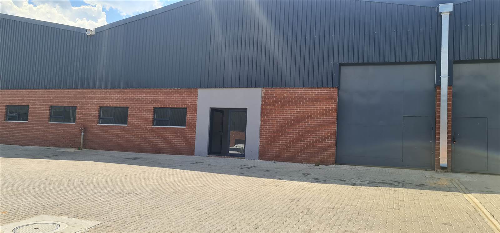 435  m² Industrial space in Roodepoort Central photo number 1