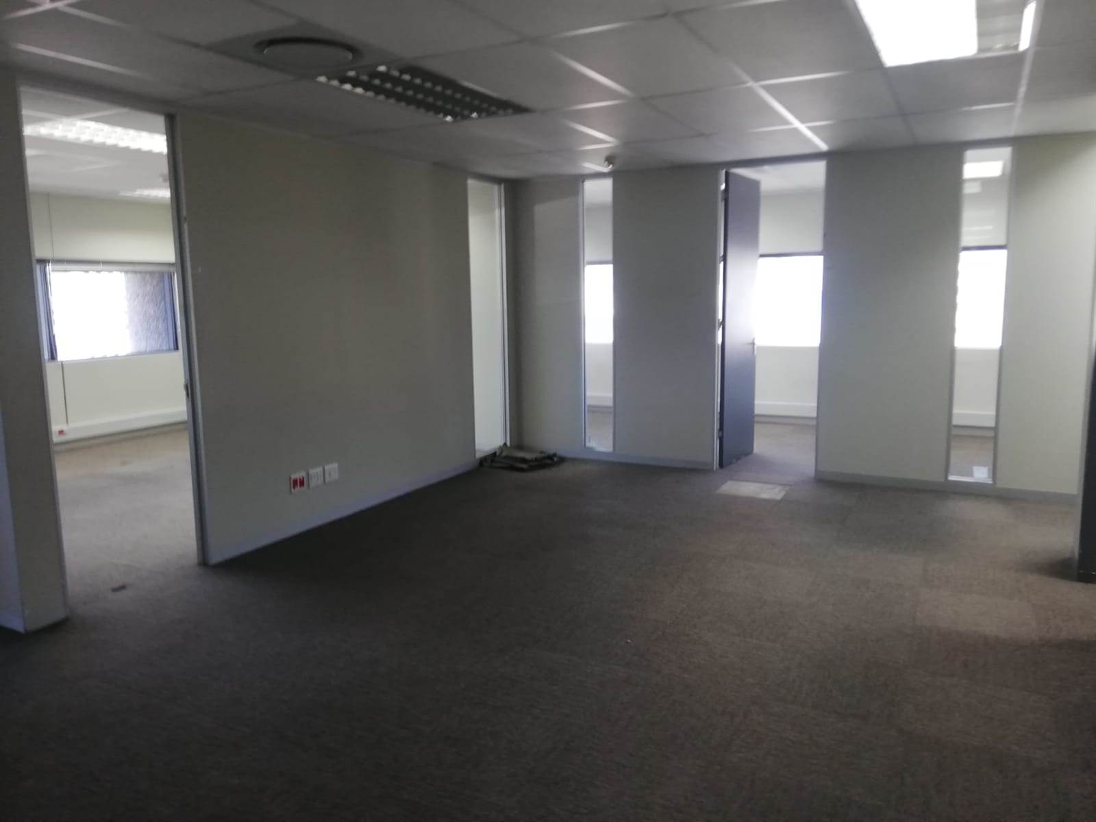 956  m² Office Space in Cape Town City Centre photo number 24