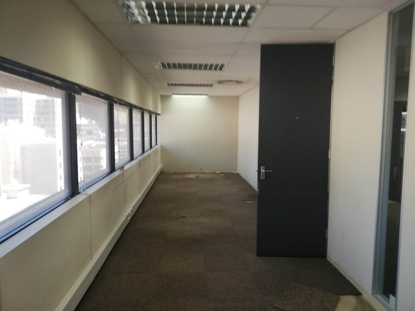 956  m² Office Space in Cape Town City Centre photo number 19