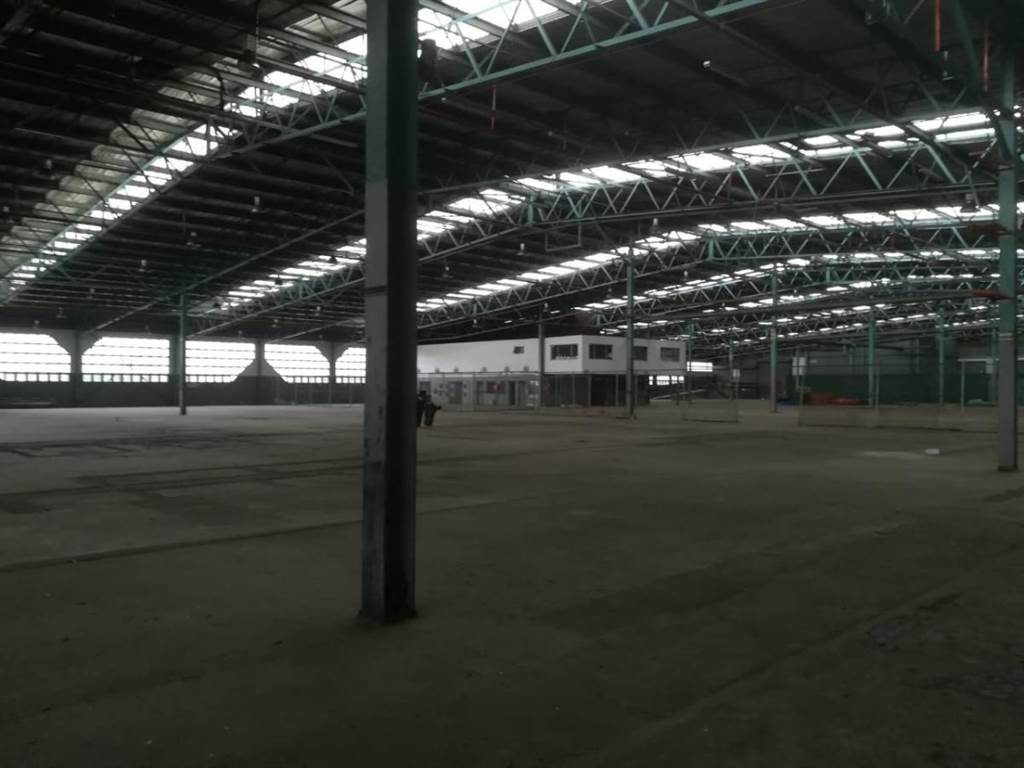 11300  m² Industrial space in Springfield photo number 3
