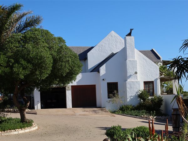 5 Bedroom House 5 Bedroom House