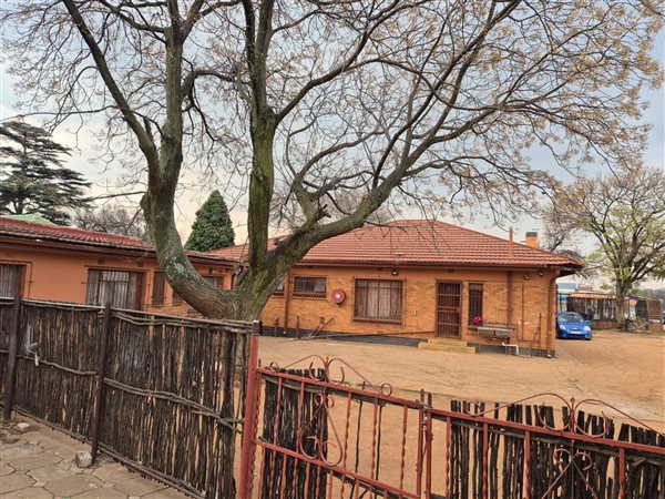 10 Bedroom House 10 Bedroom House