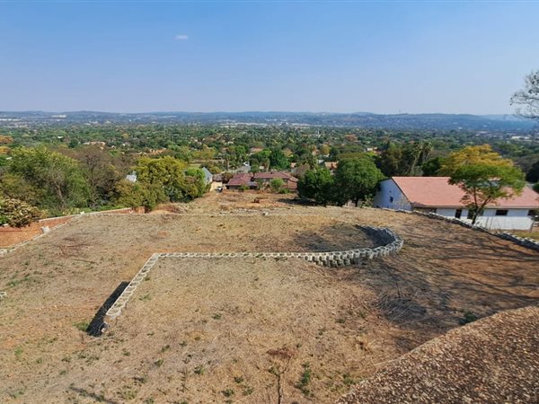 4615 m² Land available in Waverley