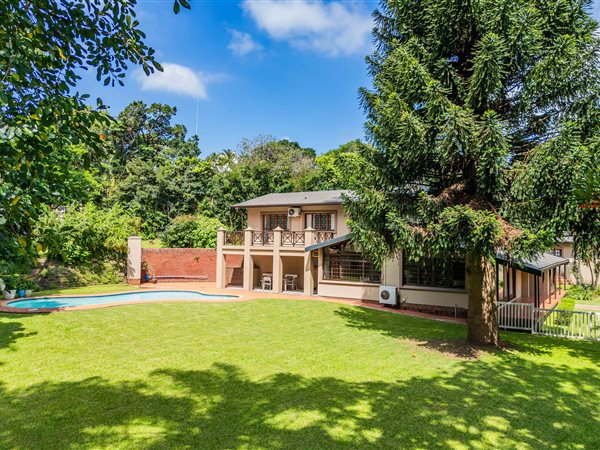 4 Bedroom House 4 Bedroom House