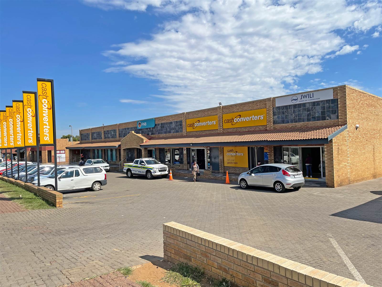 935  m² Commercial space in Bronkhorstspruit photo number 1