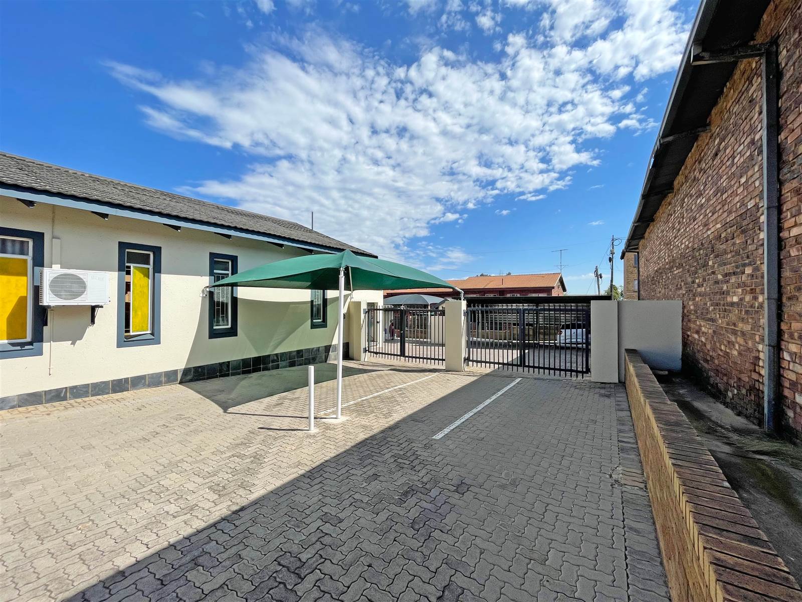 935  m² Commercial space in Bronkhorstspruit photo number 5