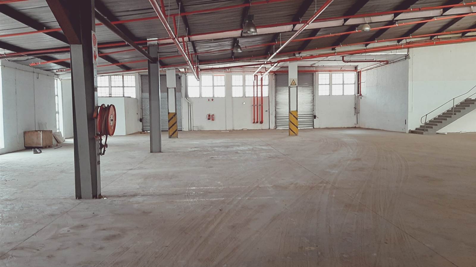 9266  m² Industrial space in New Germany photo number 22