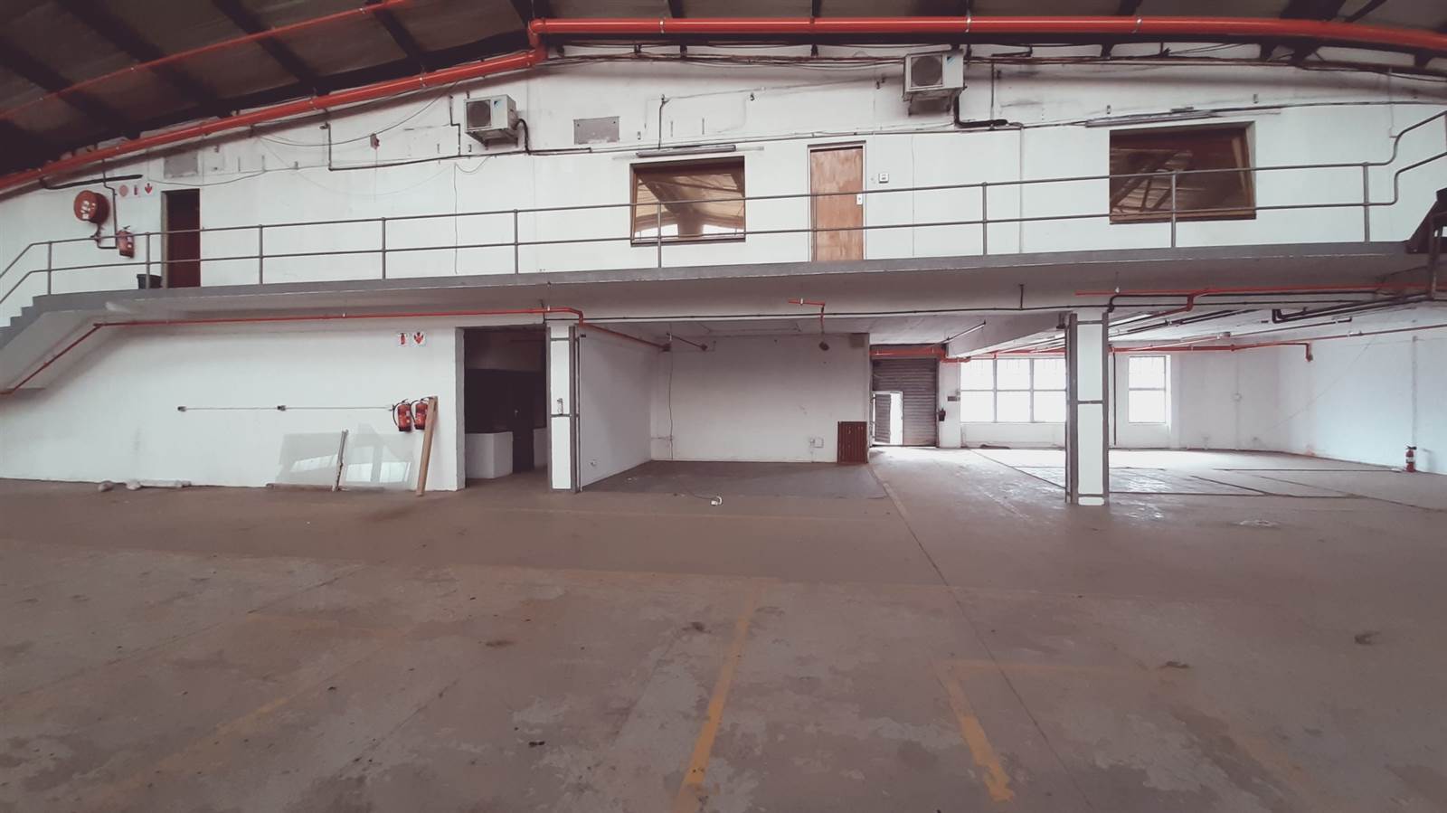 9266  m² Industrial space in New Germany photo number 12