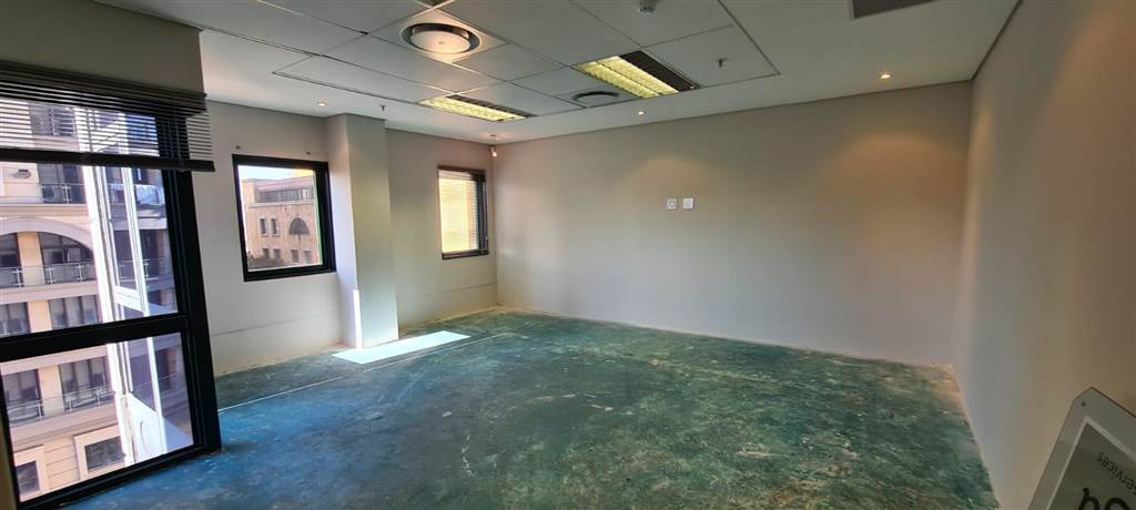 209  m² Commercial space in Sandown photo number 14
