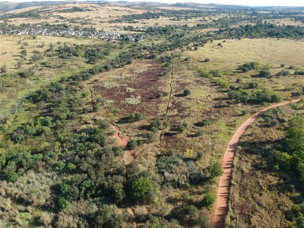 11.6 ha Land available in Broederstroom