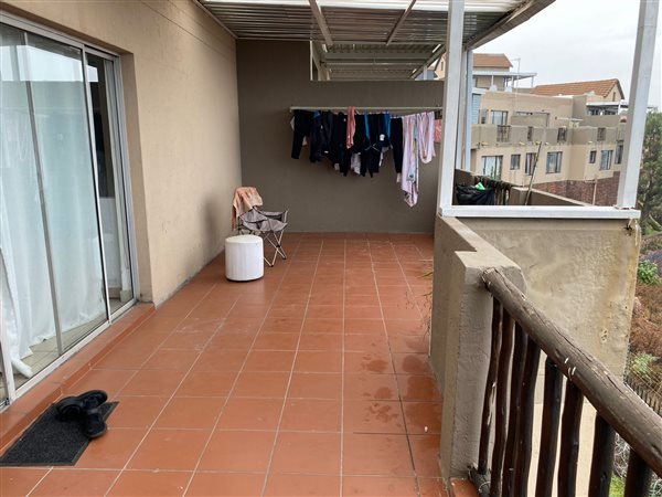 2 Bedroom Duplex 2 Bedroom Duplex