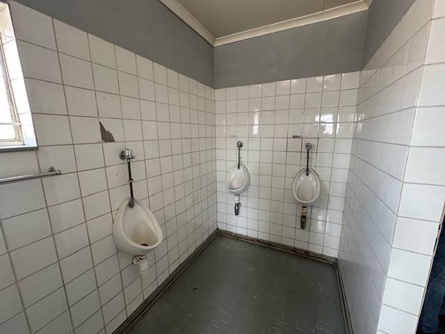 1000  m² Commercial space in Witbank Central photo number 26