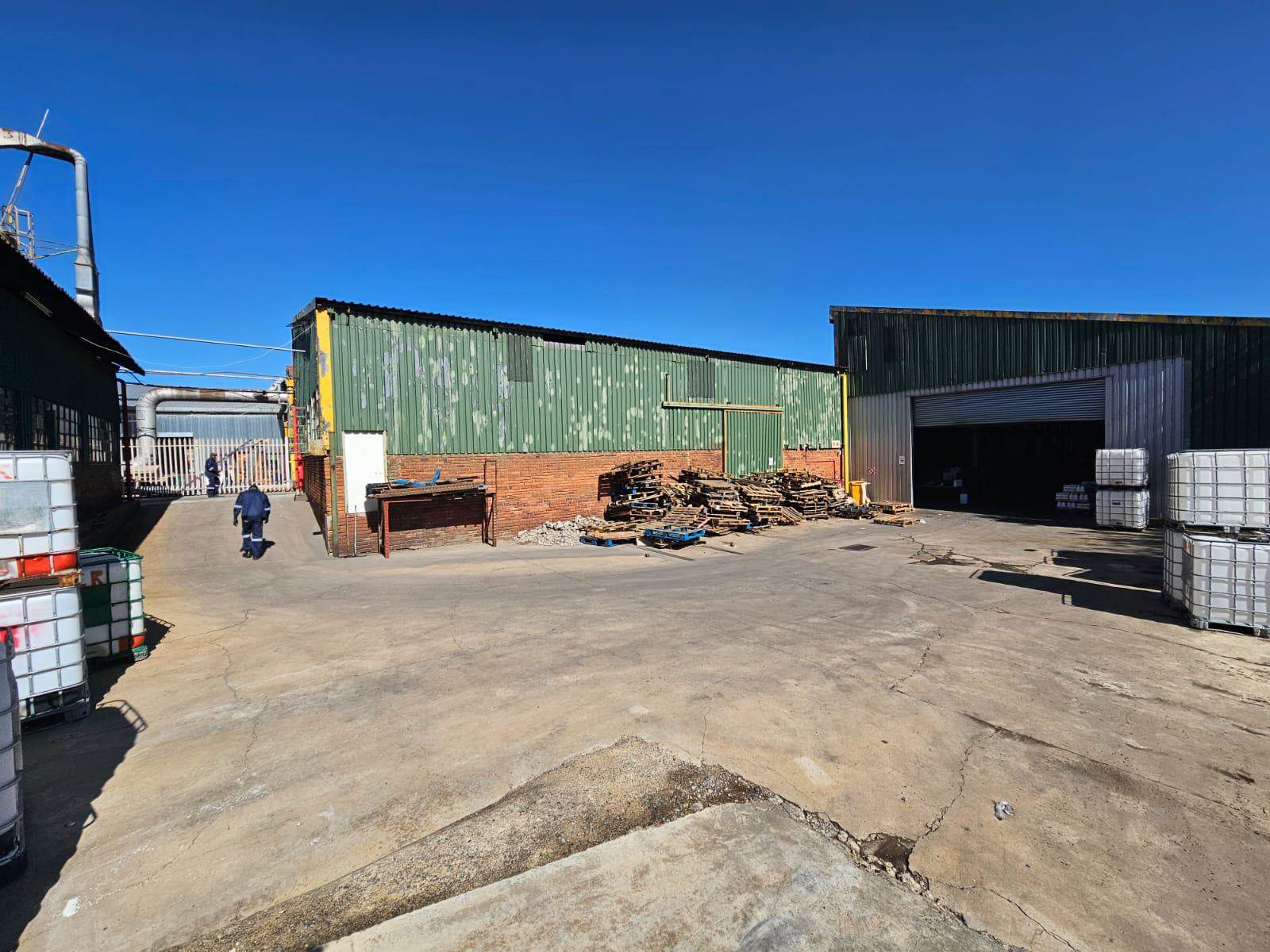 7000  m² Commercial space in Alberton photo number 3