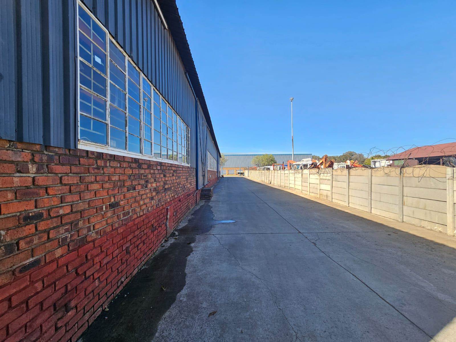 7000  m² Commercial space in Alberton photo number 28