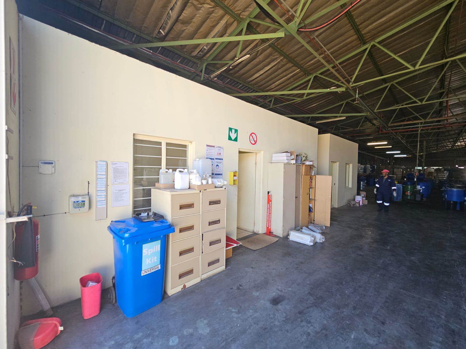 7000  m² Commercial space in Alberton photo number 11