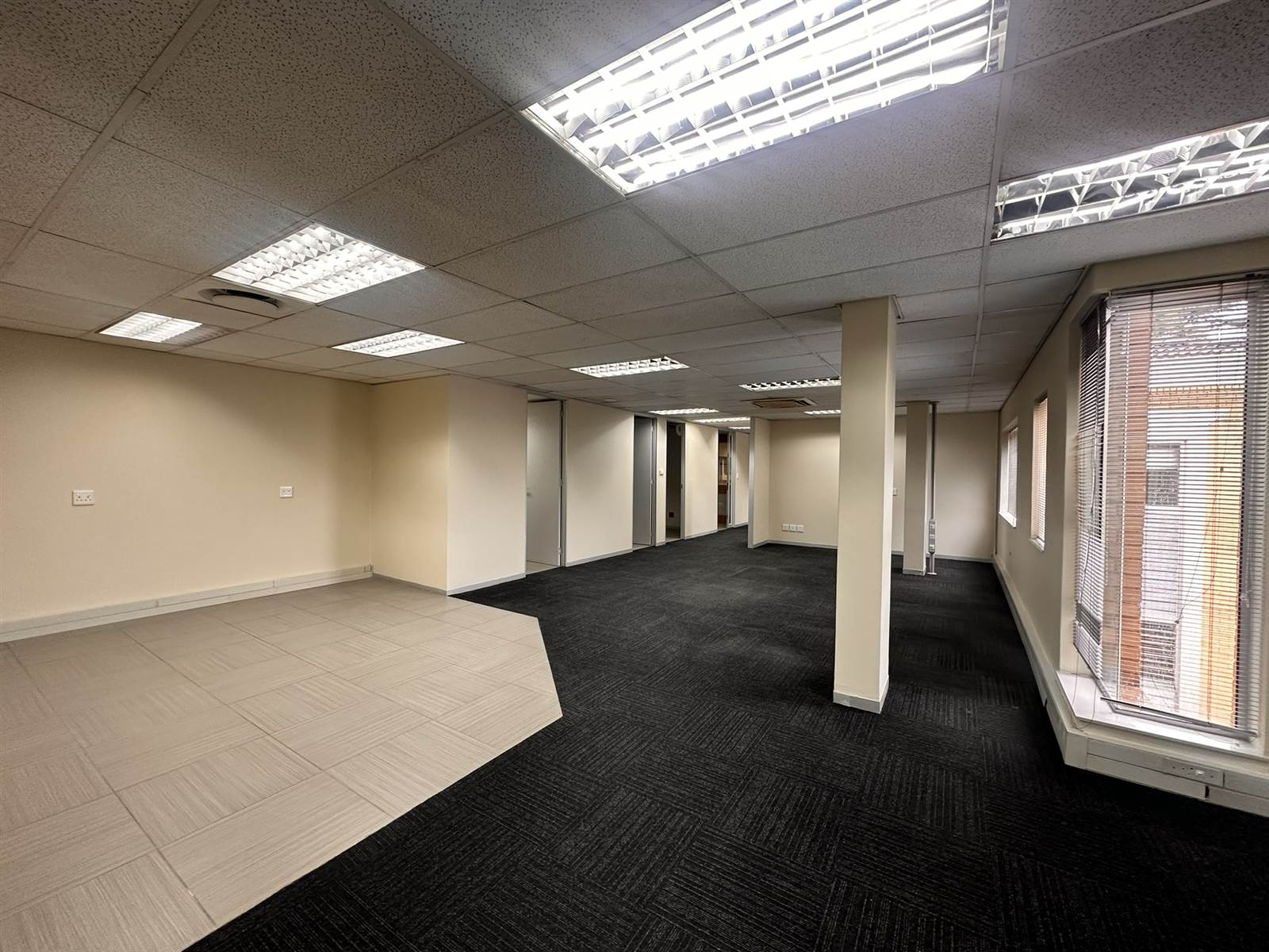 253  m² Commercial space in Houghton Estate photo number 16