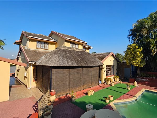 3 Bedroom House 3 Bedroom House