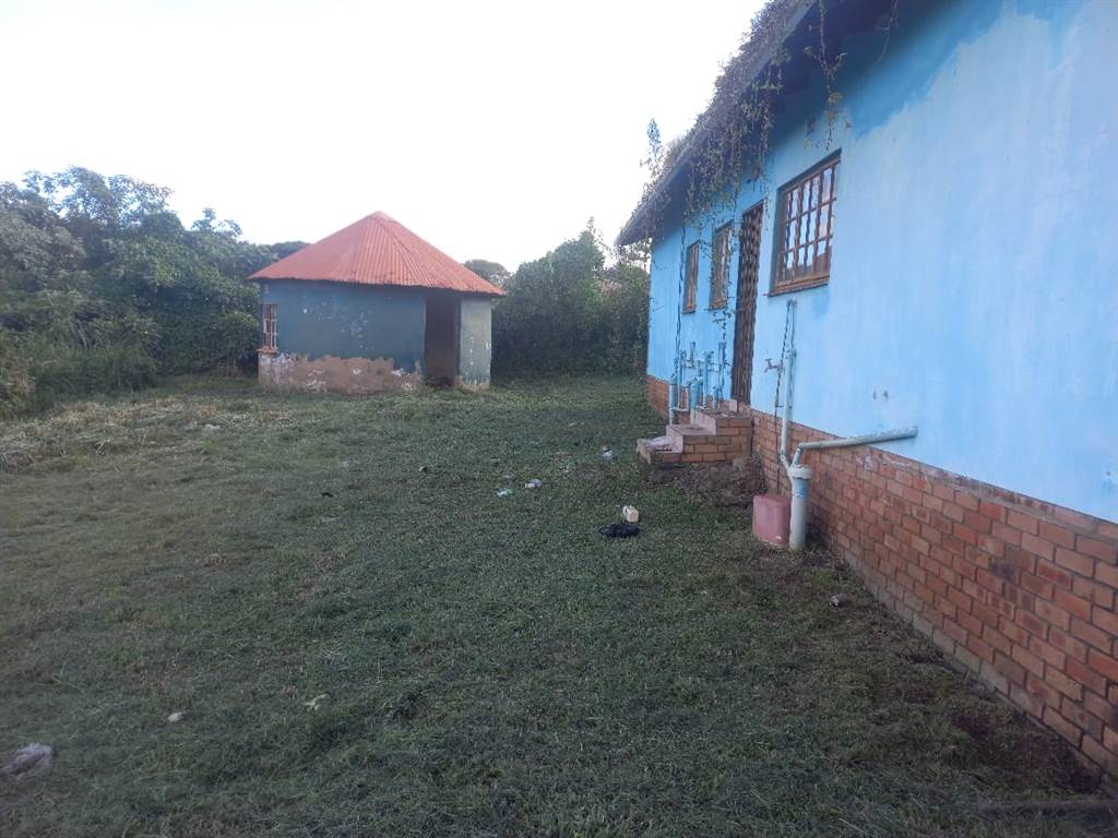 3 Bed House in Ngwelezana photo number 11