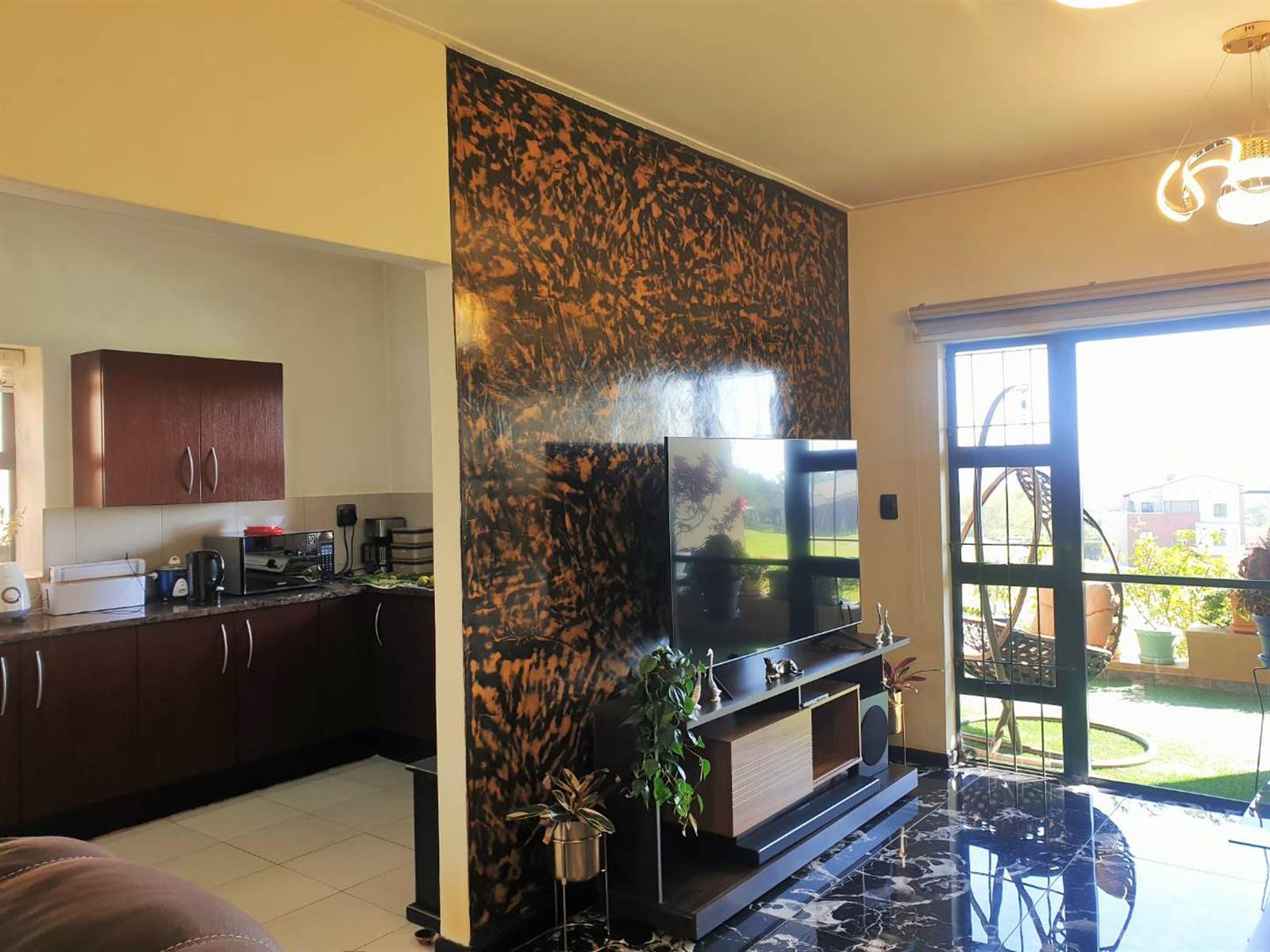 3 Bed Apartment in Roodepoort Central photo number 3