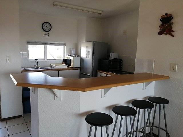 2 Bed Apartment in Margate photo number 5