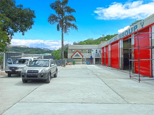 719  m² Industrial space in Pinetown Central