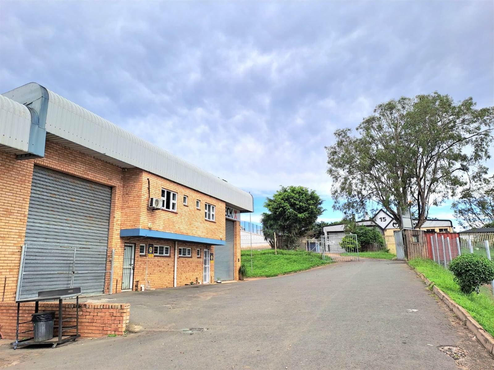 Industrial space in Westmead photo number 1