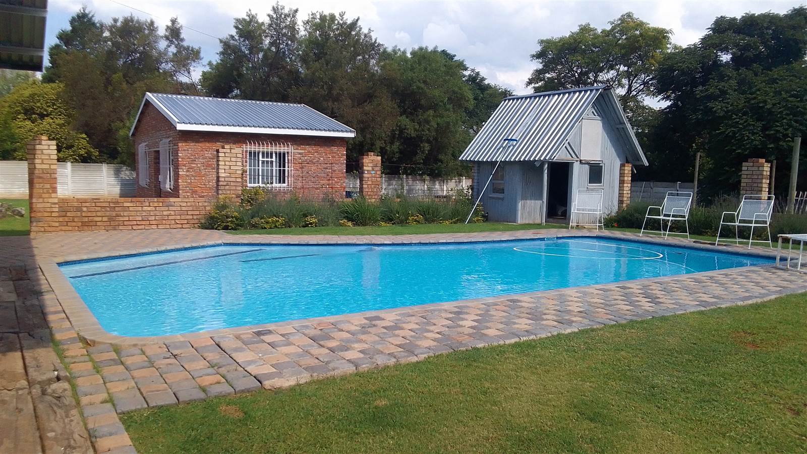5 Bed House in Wilkoppies photo number 1