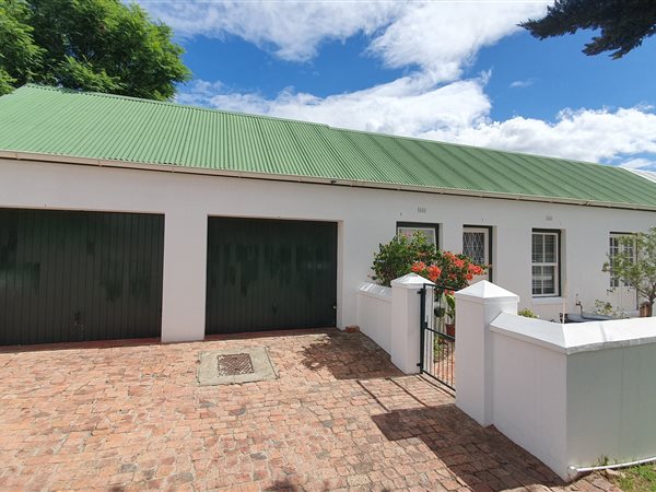 2 Bedroom House 2 Bedroom House