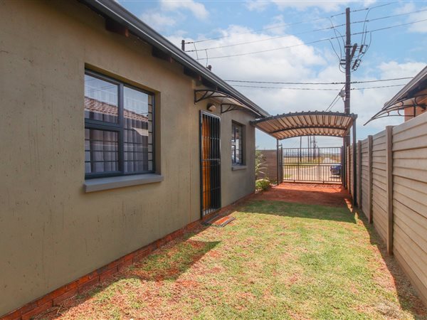 2 Bedroom House 2 Bedroom House
