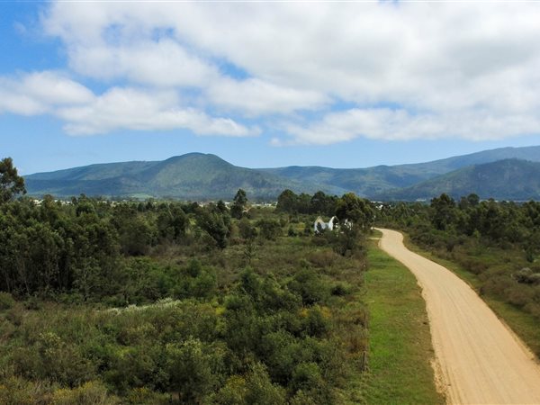 5150 m² Land available in The Crags