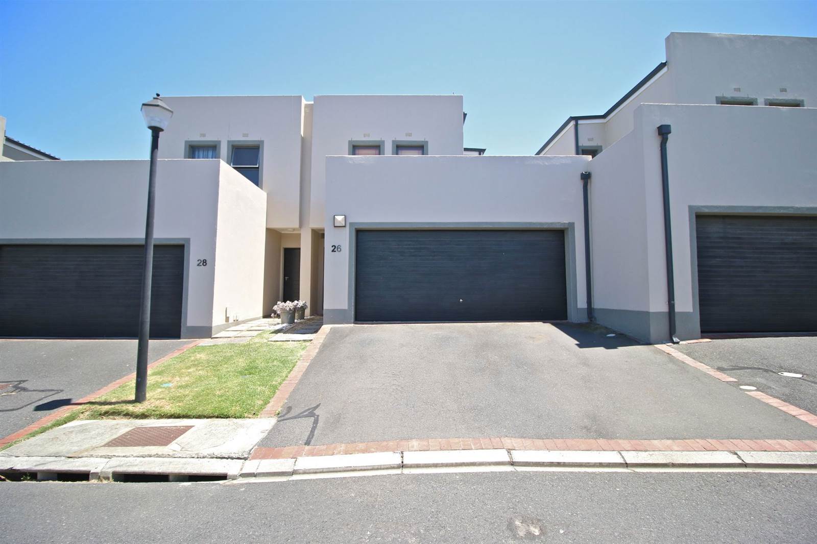 3 Bed House in Plattekloof photo number 27