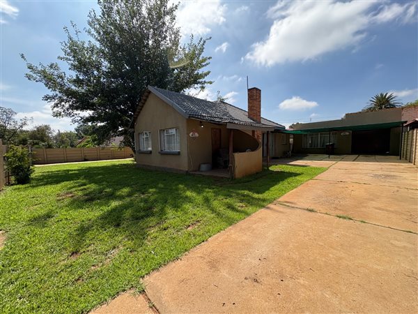 3 Bedroom House 3 Bedroom House