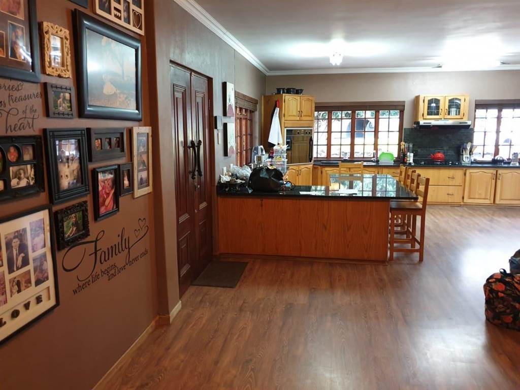 4 Bed House in Trichardt photo number 30