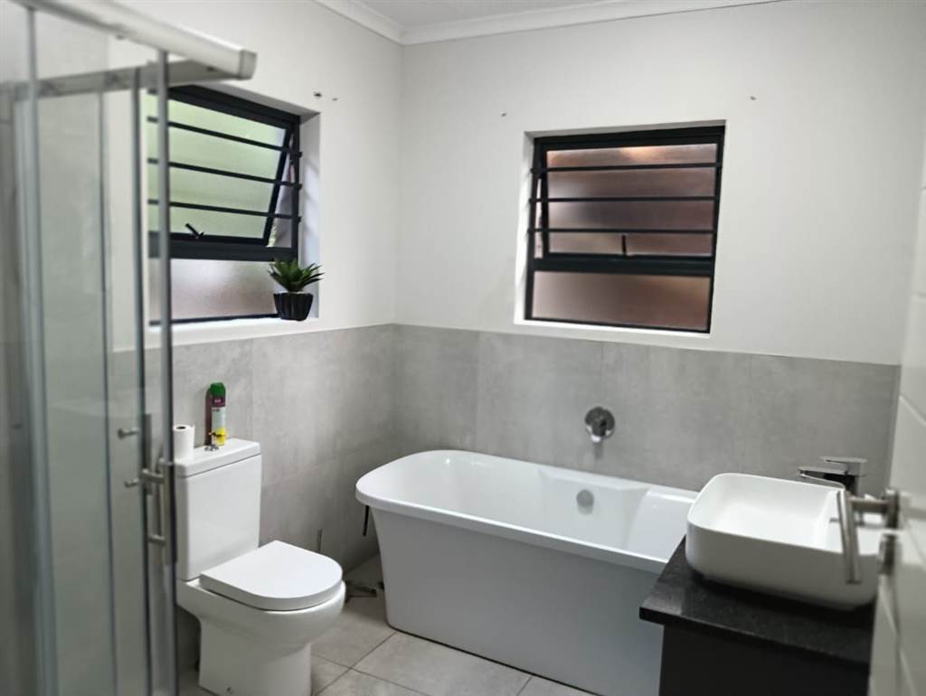 2 Bed Simplex in Potchefstroom Central photo number 24