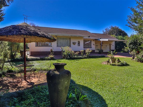 3 Bedroom House 3 Bedroom House