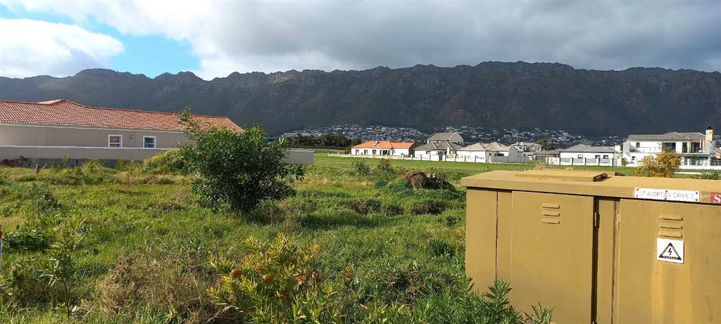 502 m² Land available in Fairview Golf Estate photo number 4