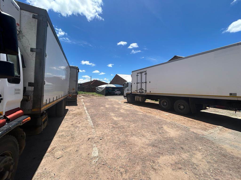 7556  m² Industrial space in Elandsfontein AH photo number 21