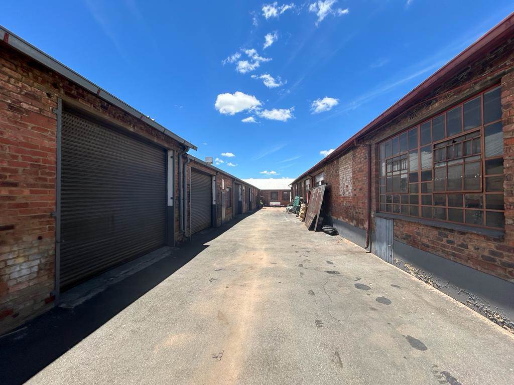 7556  m² Industrial space in Elandsfontein AH photo number 12