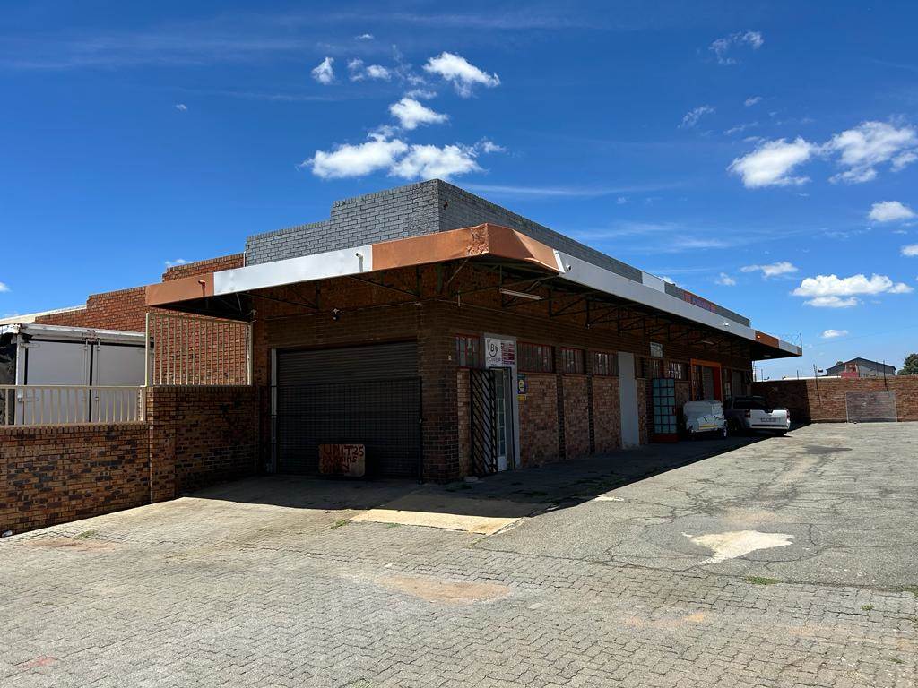 7556  m² Industrial space in Elandsfontein AH photo number 3