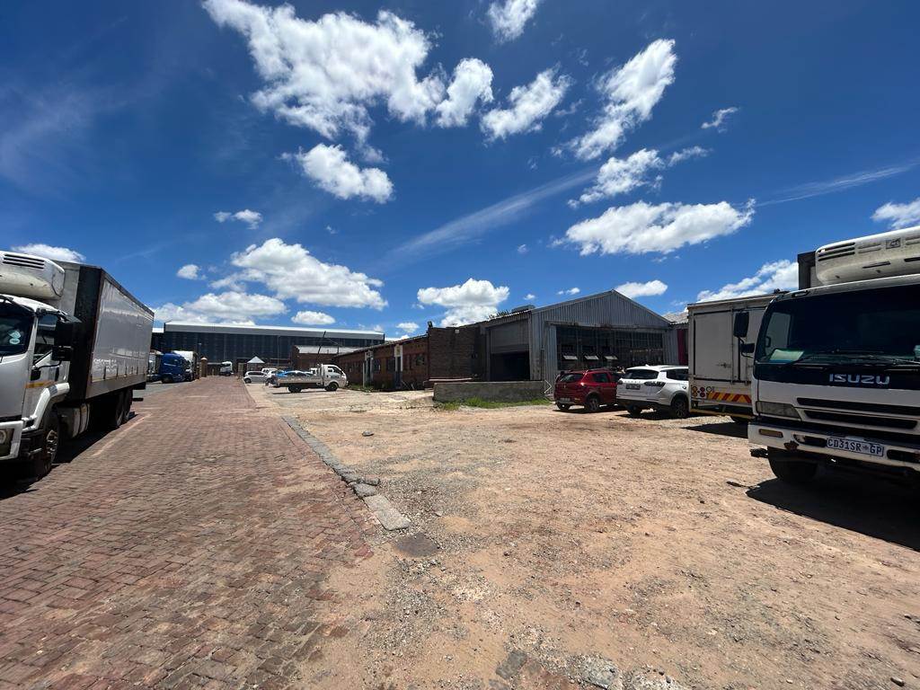 7556  m² Industrial space in Elandsfontein AH photo number 18