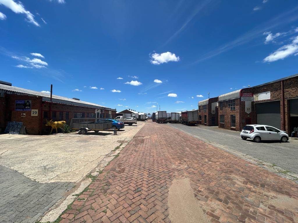 7556  m² Industrial space in Elandsfontein AH photo number 5