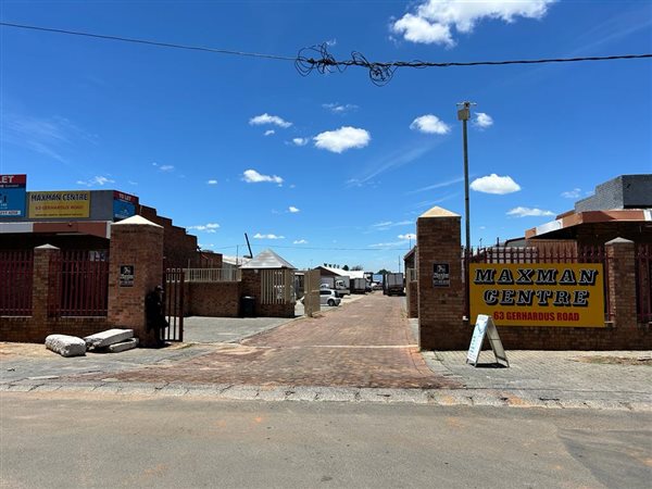7556  m² Industrial space in Elandsfontein AH