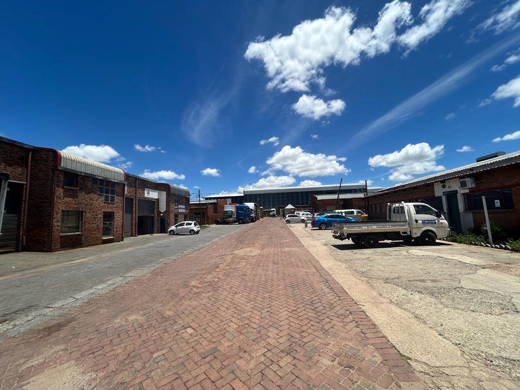 7556  m² Industrial space in Elandsfontein AH photo number 17
