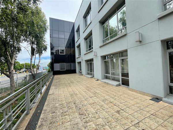 234.570007324219  m² Commercial space