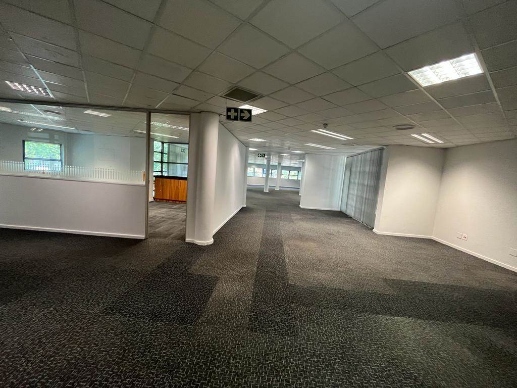 822  m² Commercial space in Parktown photo number 10