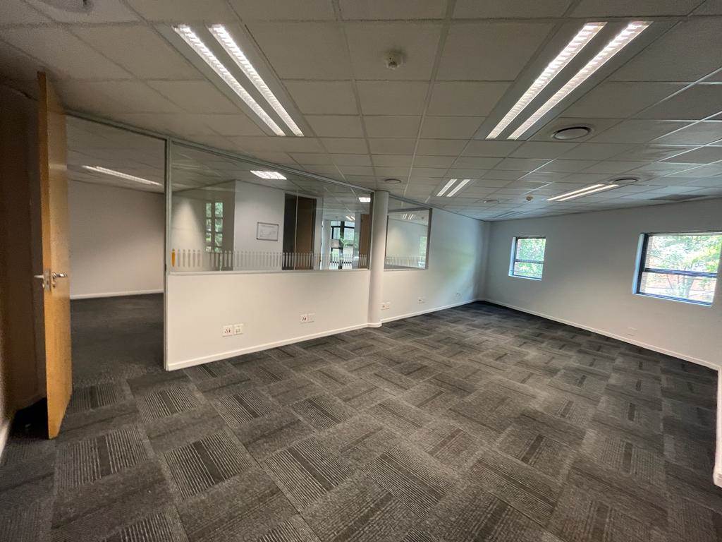 822  m² Commercial space in Parktown photo number 11