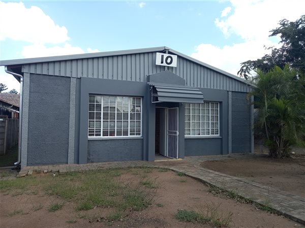 280  m² Commercial space