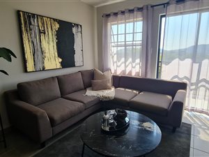 2 Bed Apartment in Rosslyn